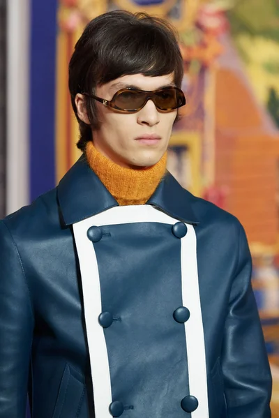 Look 53